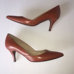 Size 6 J. Crew Valentina tan pumps